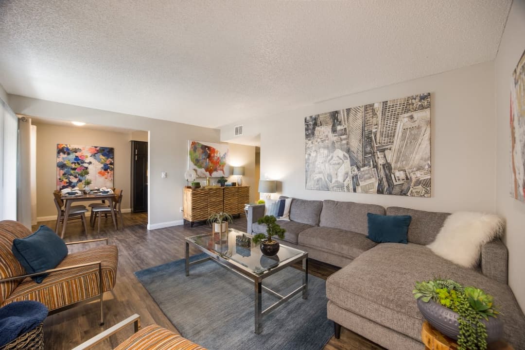 Fully furnished apartment in Las Vegas, NV
